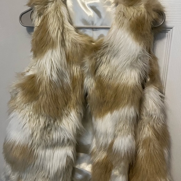 Large vest - Picture 3 of 3